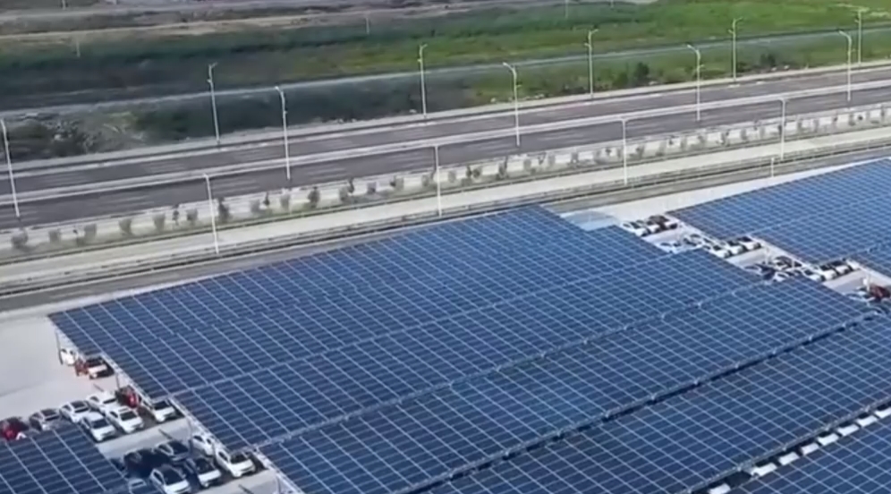 我承建津巴布韦矿业光储柴微电网项目投运