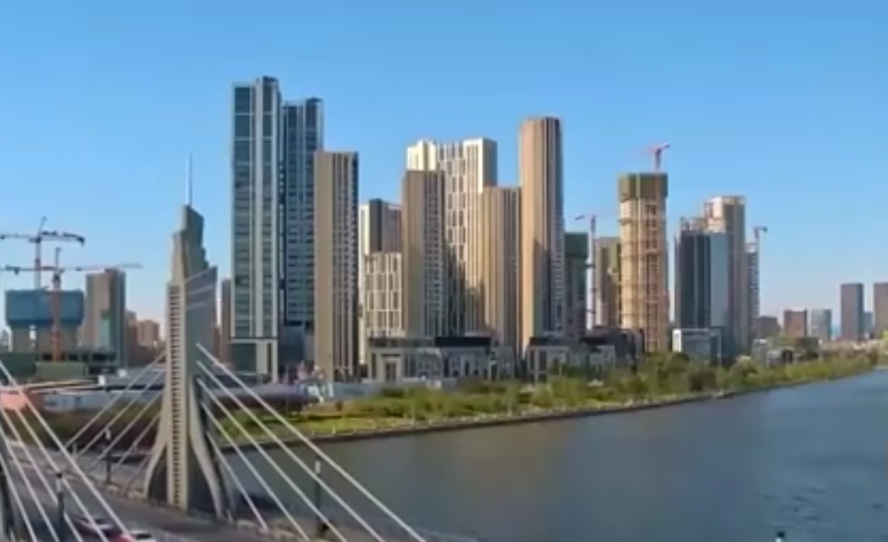 赵一德在全省开发区(园区)高质量发展大会上强调  以新气象新作为塑造开发区(园区)发展新动能新优势 为谱写中国式现代化建设的陕西新篇章注入强大动力  赵刚主持 徐新荣邢善萍出席